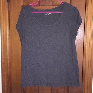 Vineyard Vines basic tee